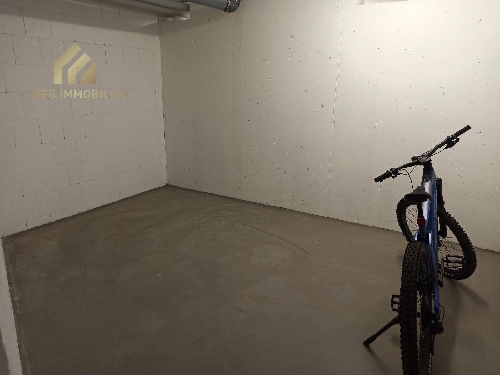 Erstbezug - helle 2-Zimmer Dachgeschosswohnung